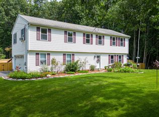 6 Whittier Ln, Lee, NH 03861