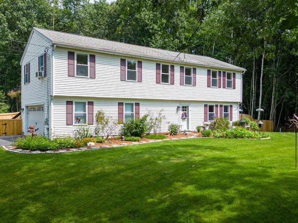 6 Whittier Lane, Lee, NH 03861