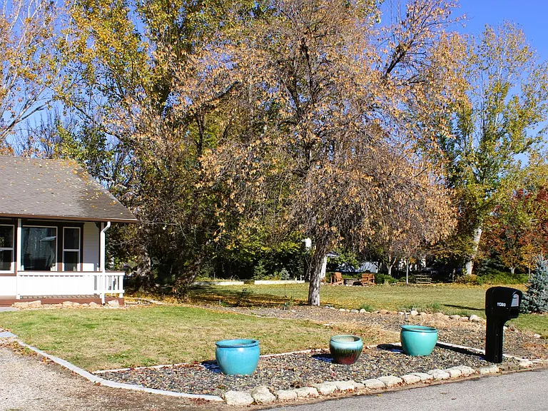 Front of house - no neighbors directly on either side