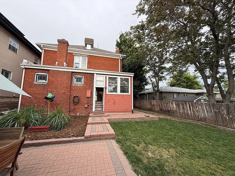 2749 Hazel Ct — Photo 33