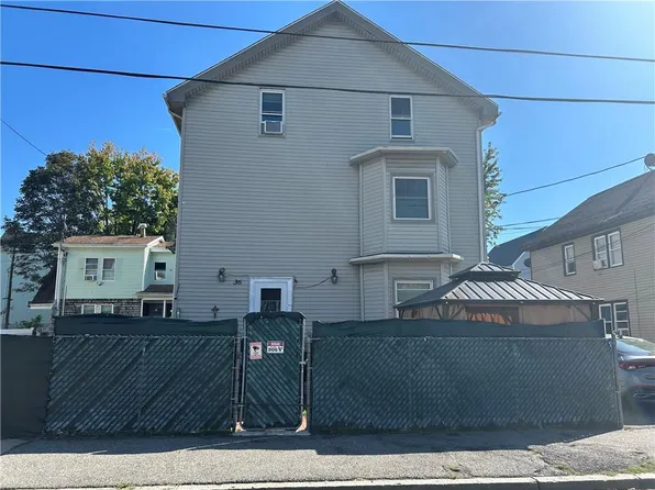 36 Garfield St, Central Falls, RI 02863