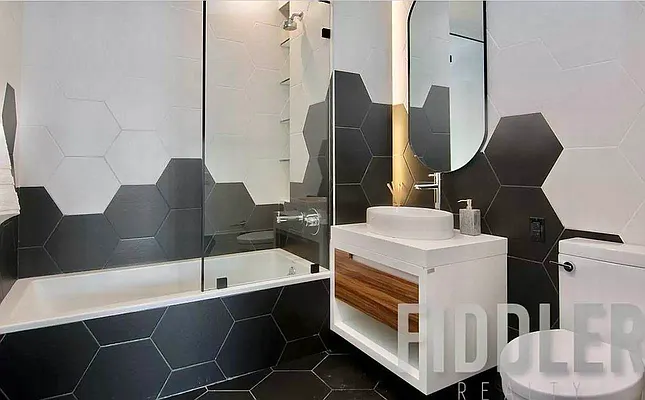 Rented by The KCI Group | media 41