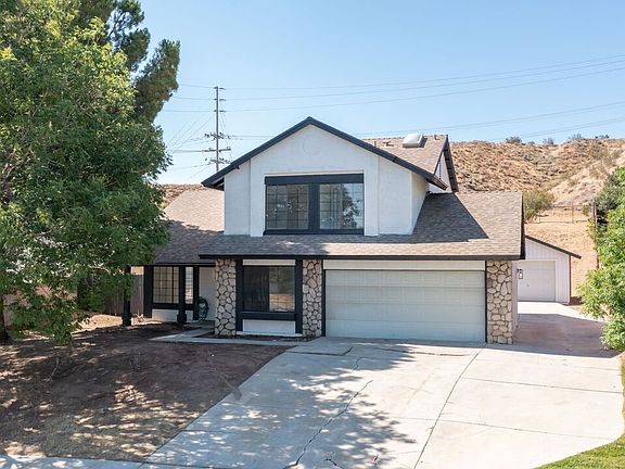 2nd image of 106 Mountainside Dr