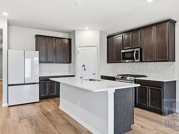 3rd image of 14312 Bryce Ln