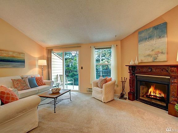 2nd image of 19857 25th Ave NE #303