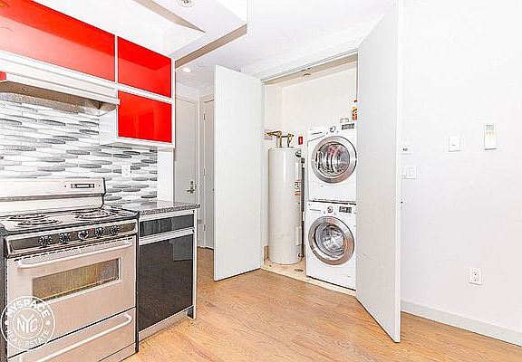3rd image of 274 Jefferson St APT 4F