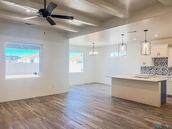 2nd image of 2316 Seville Loop