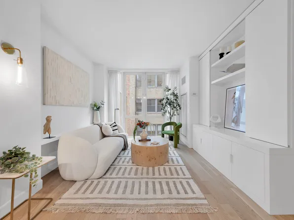 130 West 20th Street 5D image 2 of 7
