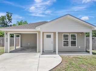 3729 E 9th St, Panama City, FL 32401