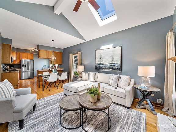 3rd image of 407 Hillside Ave