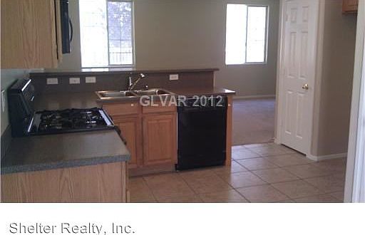 2nd image of 9754 Beach Rose Ct
