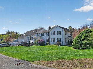 67 Amherst Rd #67, South Hadley, MA 01075