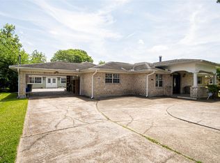 2650 W Lucas Dr, Beaumont, TX 77706