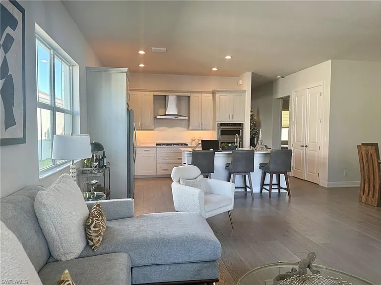 9179 Cayman Dr — Photo 12