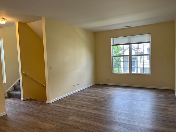 4th image of 784 Cherry Creek Dr #784