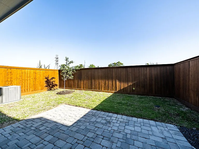 10916 Brambling Wood Dr — Photo 5