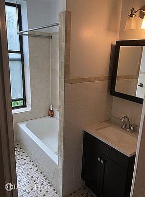 5th image of 309 E 111th St APT 3W