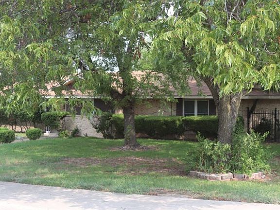3rd image of 1399 S Hulgan Cir