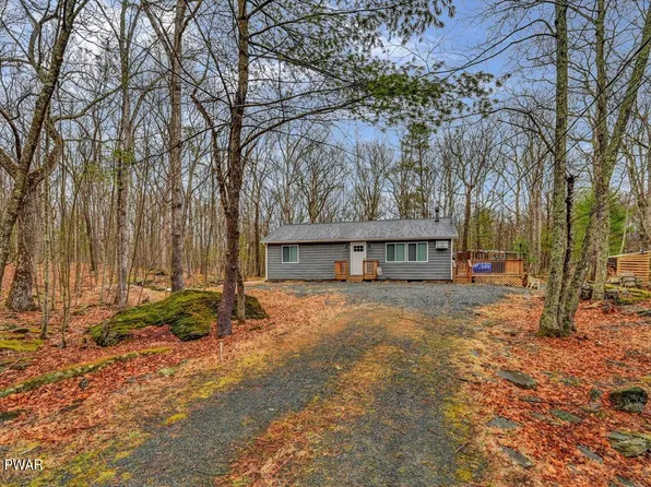 203 Tanager Rd, Lackawaxen, PA 18435