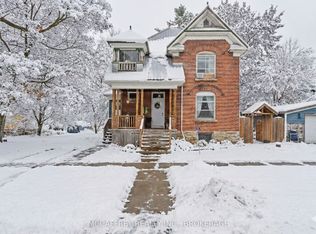 110 Adelaide St, Leeds And The Thousand Islands, ON K0H2N0