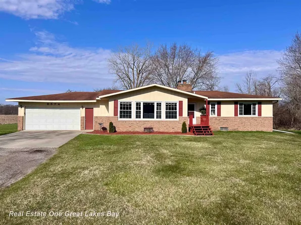 8574 S Raucholz Rd, Saint Charles, MI 48655
