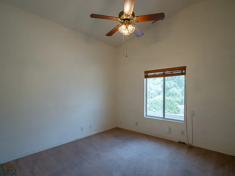 2342 W 1710 North Cir — Photo 24