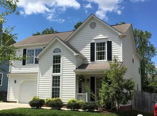 1013 Starkland Way, Holly Springs, NC 27540