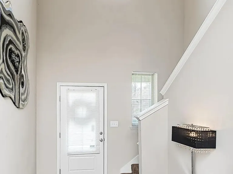 39405 Legacy Lake Dr — Photo 4