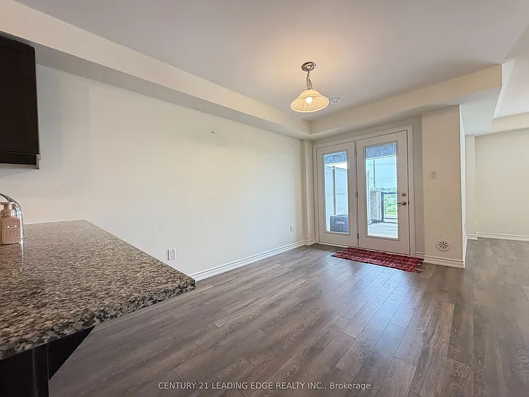 70 Lockyer Dr — Photo 15