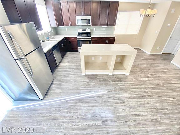 5th image of 3007 Sunrise Bay Ave