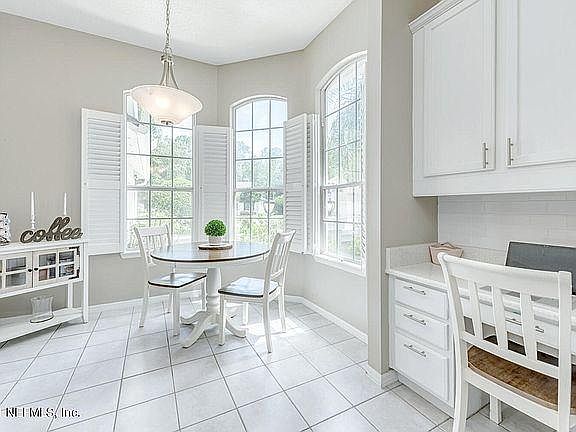 5th image of 534 Dandelion Dr