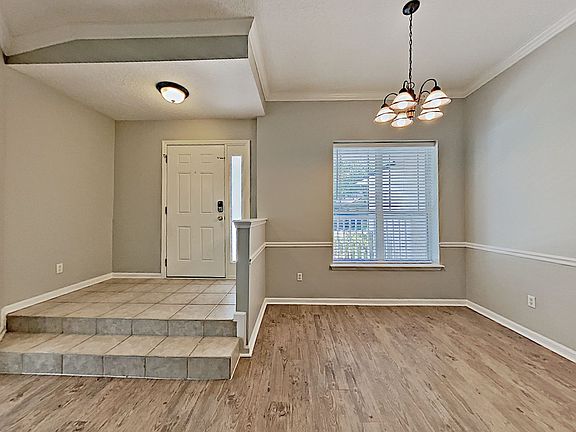 4th image of 1120 Stonehedge Trail Ln