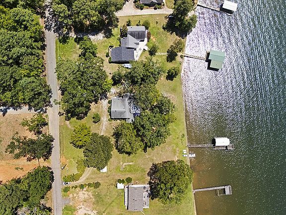 4th image of 2283 Pineland Shores Cir