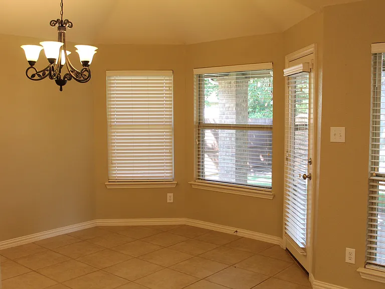8100 Mountain Cedar Dr — Photo 8