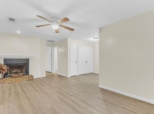 209 W Trinity St #D, Forney, TX 75126