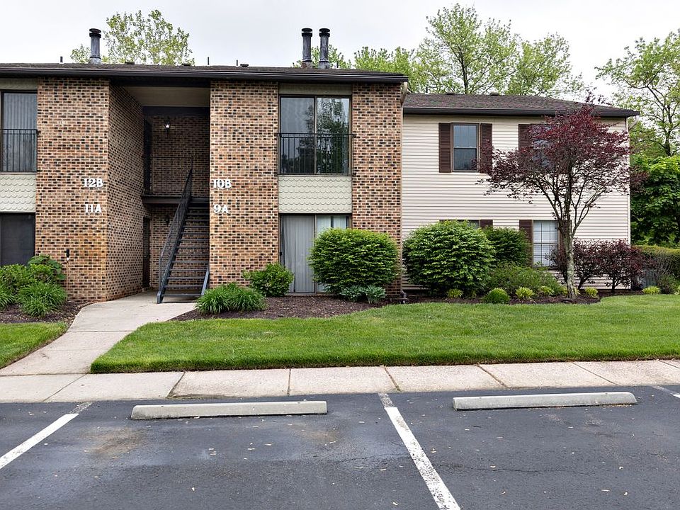 1st image of 10B Sumac Ct