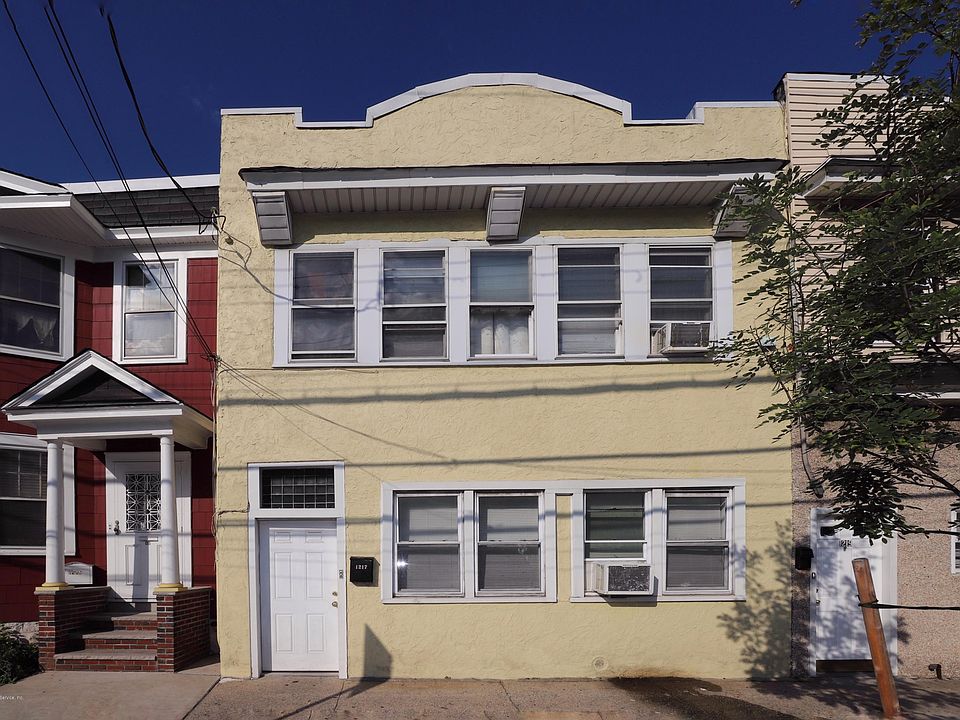 1st image of 1217 Bay St