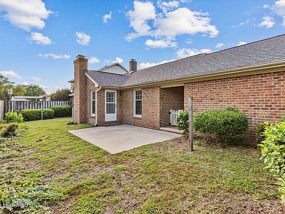 5th image of 844 Westminster Lane