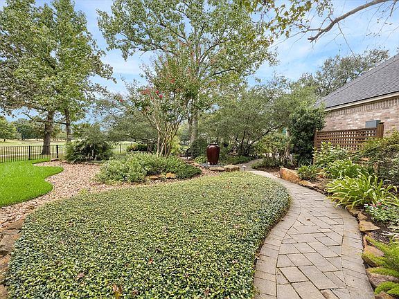 4th image of 25023 Northampton Terrace Dr