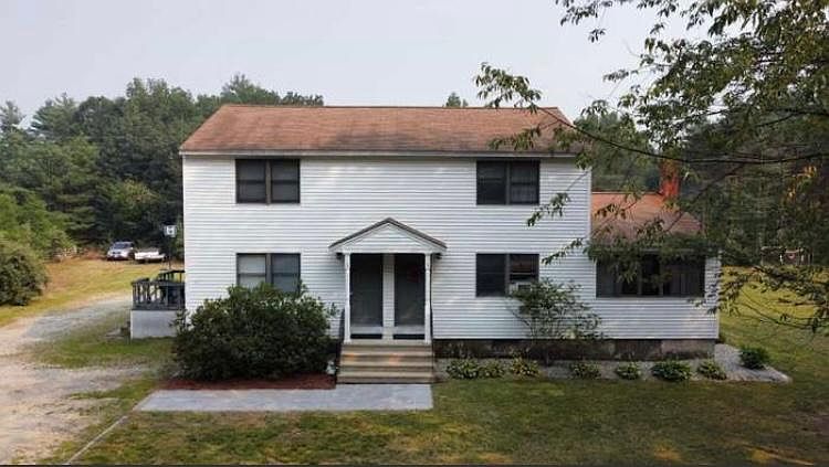 1st image of 5 Brookview Dr