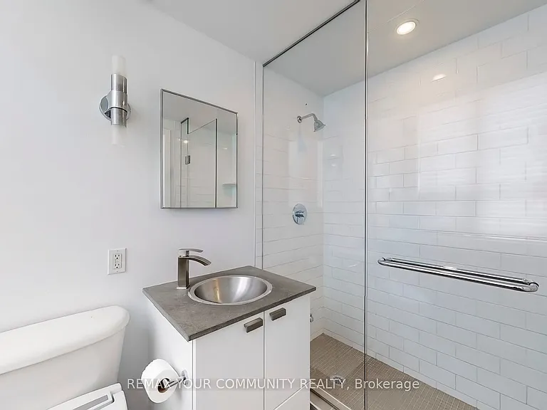 637 Lake Shore Blvd W #504 — Photo 20