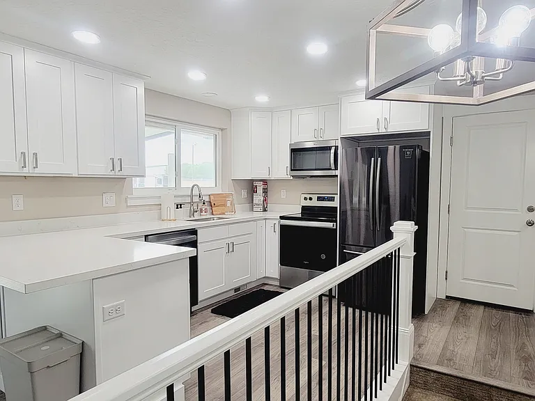 11148 S 2700 W — Photo 1