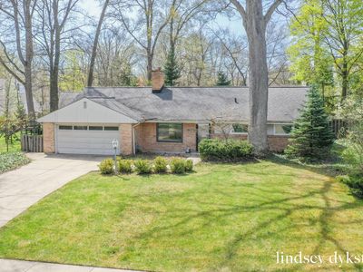 2656 Beechwood Dr SE, East Grand Rapids, MI, 49506