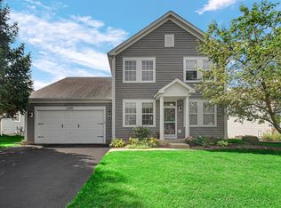 3097 Chalkstone Ave, Elgin, IL 60124