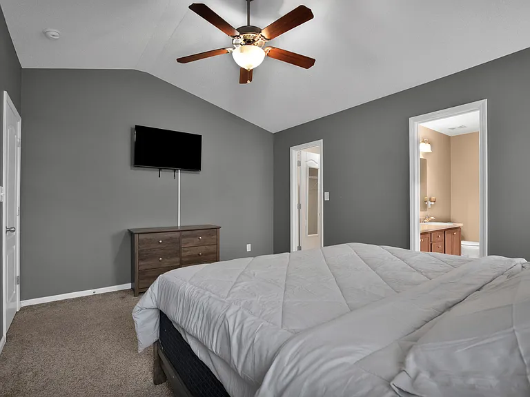 1403 Oxnop Ct — Photo 11