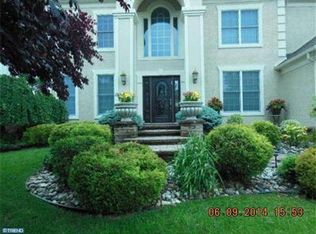 24 Manor House Dr, Cherry Hill, NJ 08003