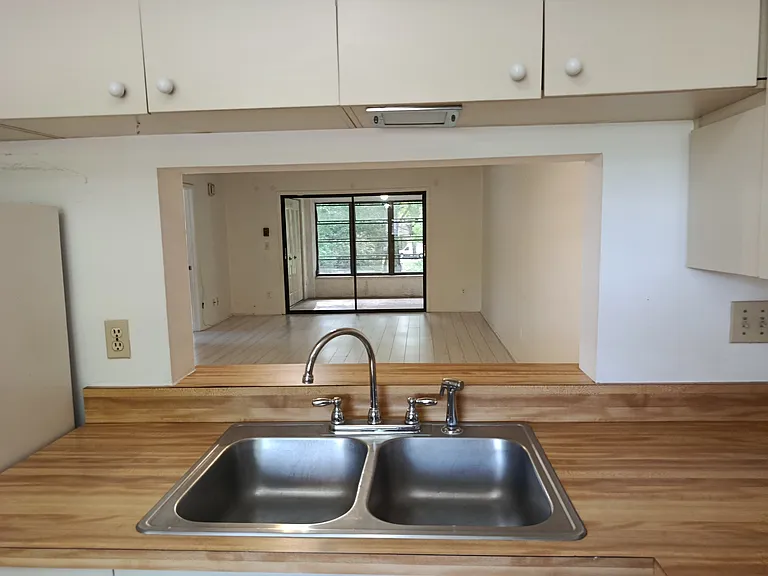 3034 Eastland Blvd #D201 — Photo 3