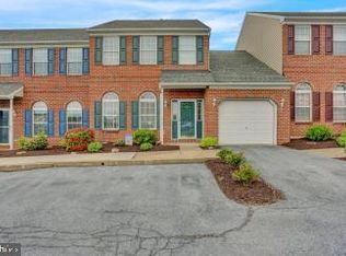 212 Barrington Dr, Reading, PA 19607