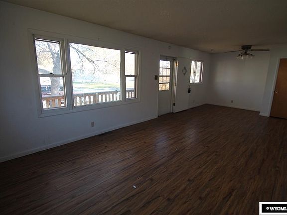 2nd image of 818 Yvonne Dr