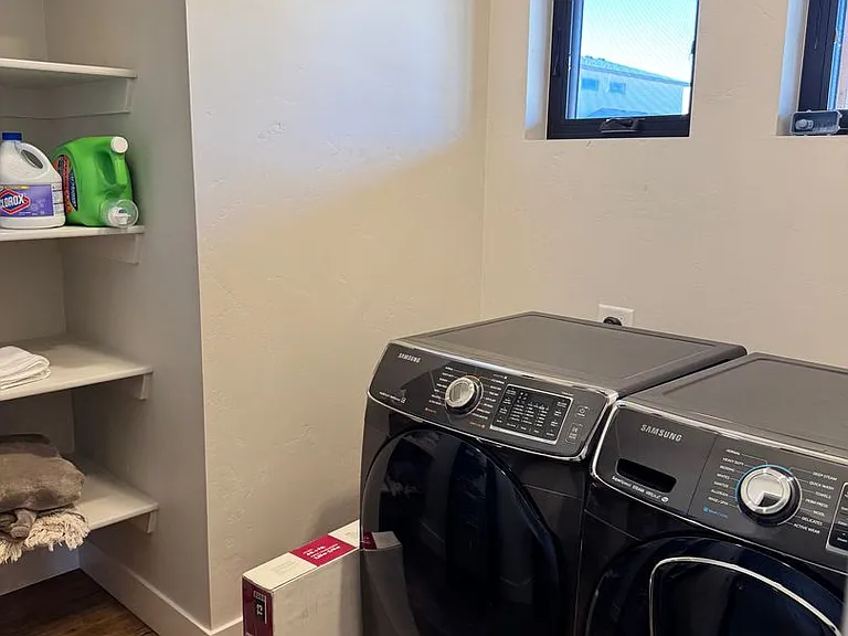 2545 Fryingpan Dr — Photo 10